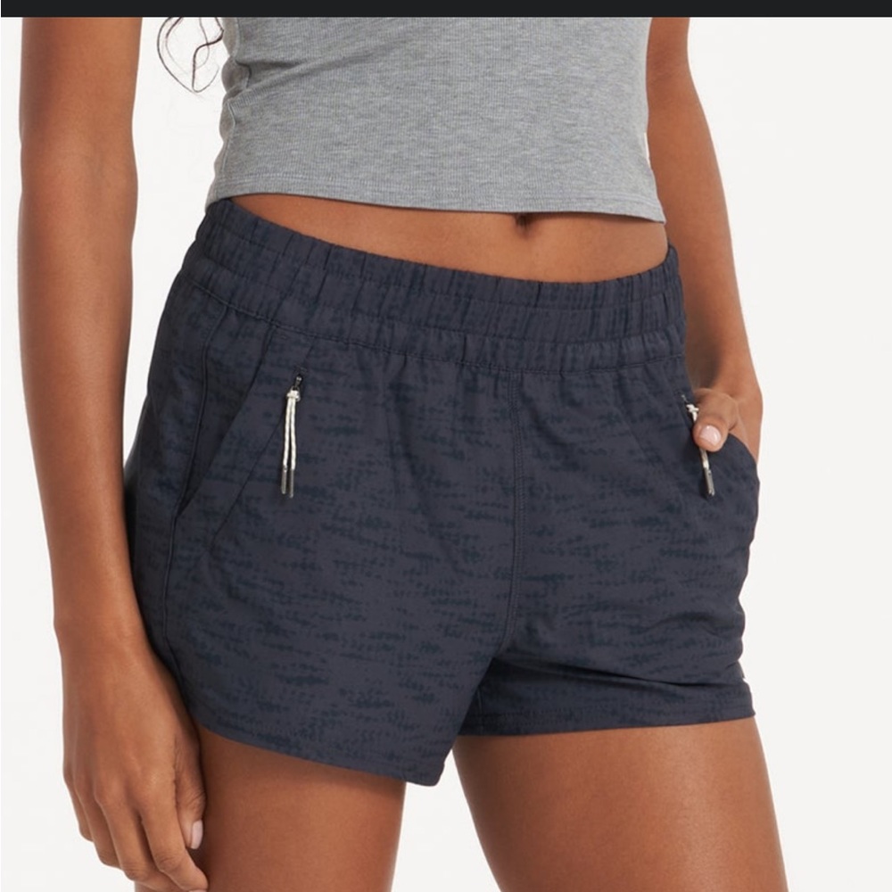 Vuori dash short size Large